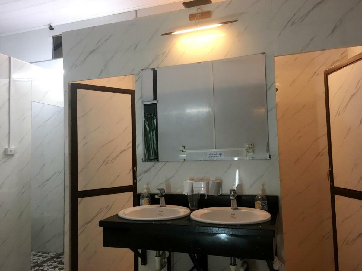 Hoa Luan Hostel 宁平 外观 照片